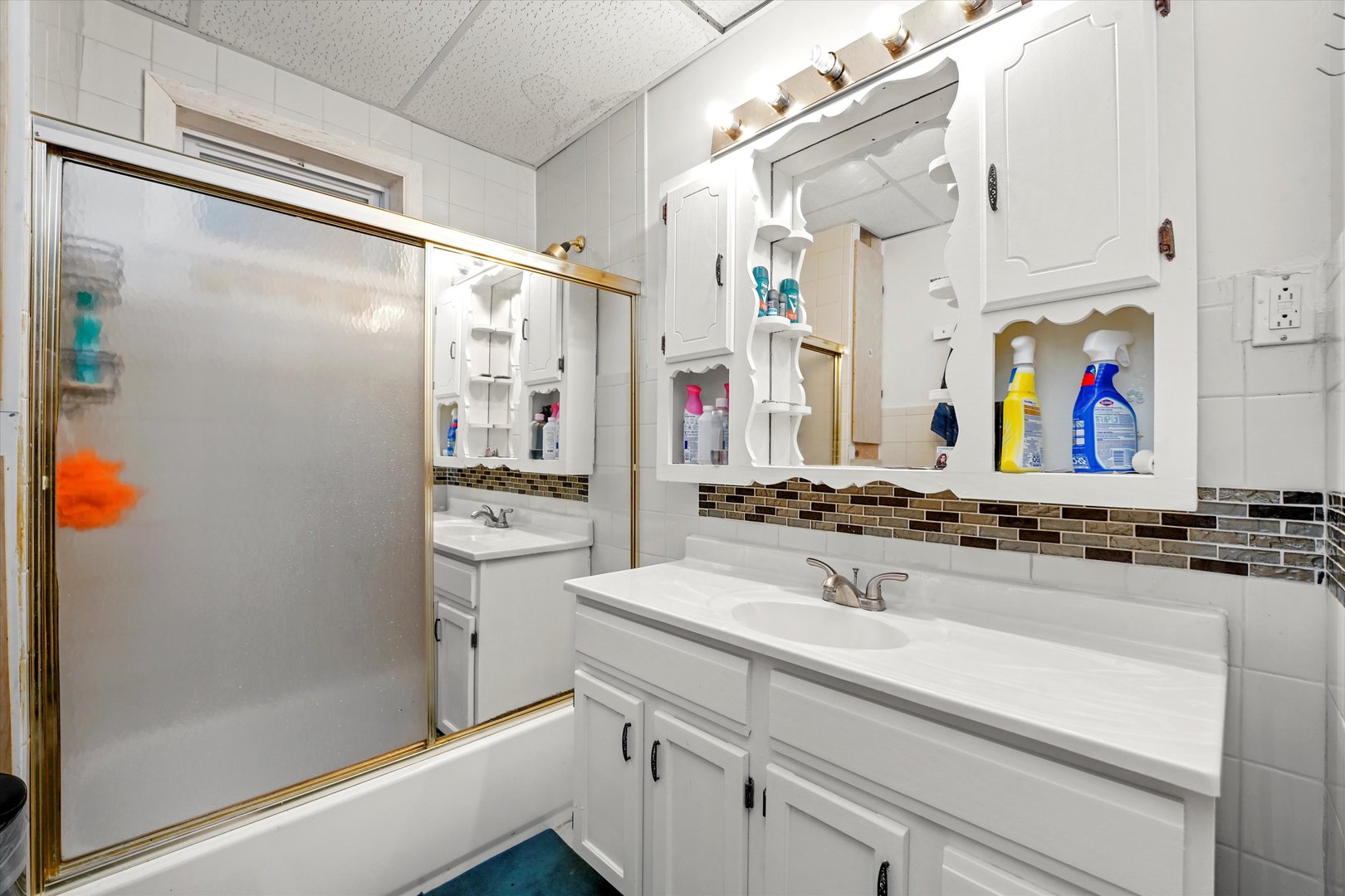 936 N Fairfield Avenue, Chicago, IL 60622