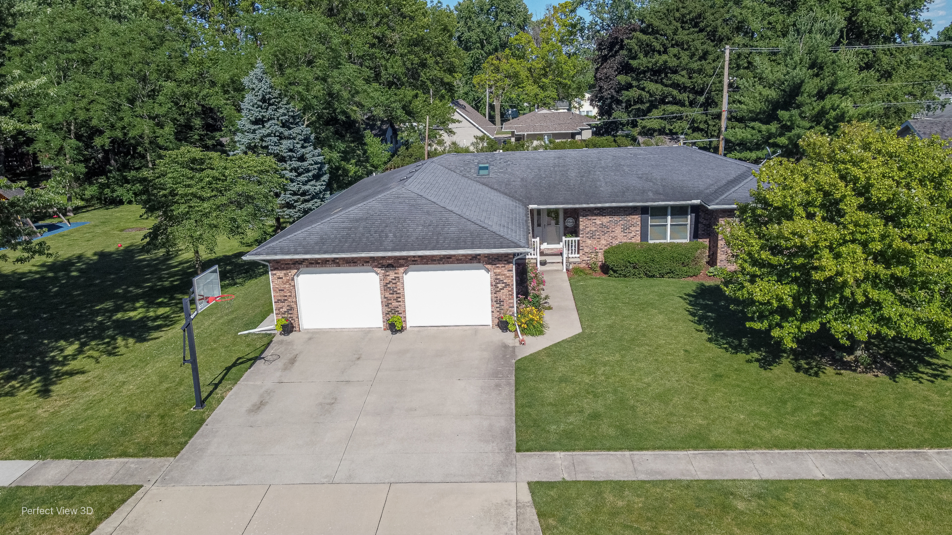 612 Center Street, Mazon, IL 60444