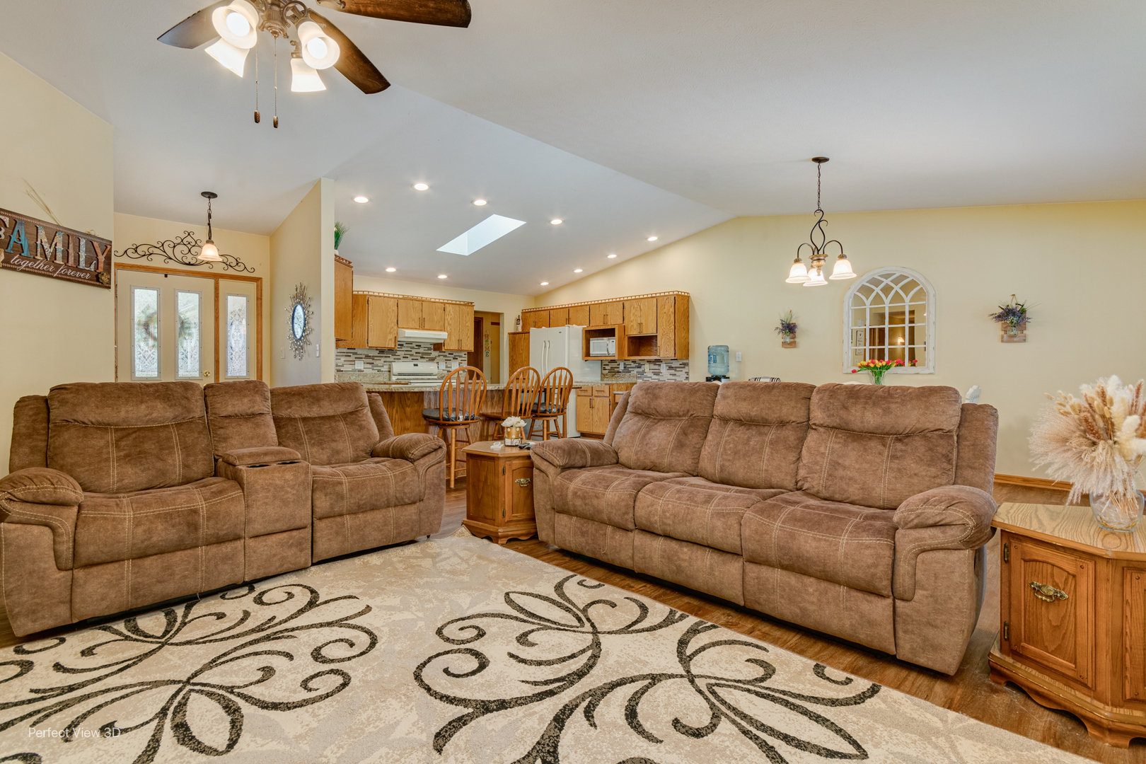 612 Center Street, Mazon, IL 60444