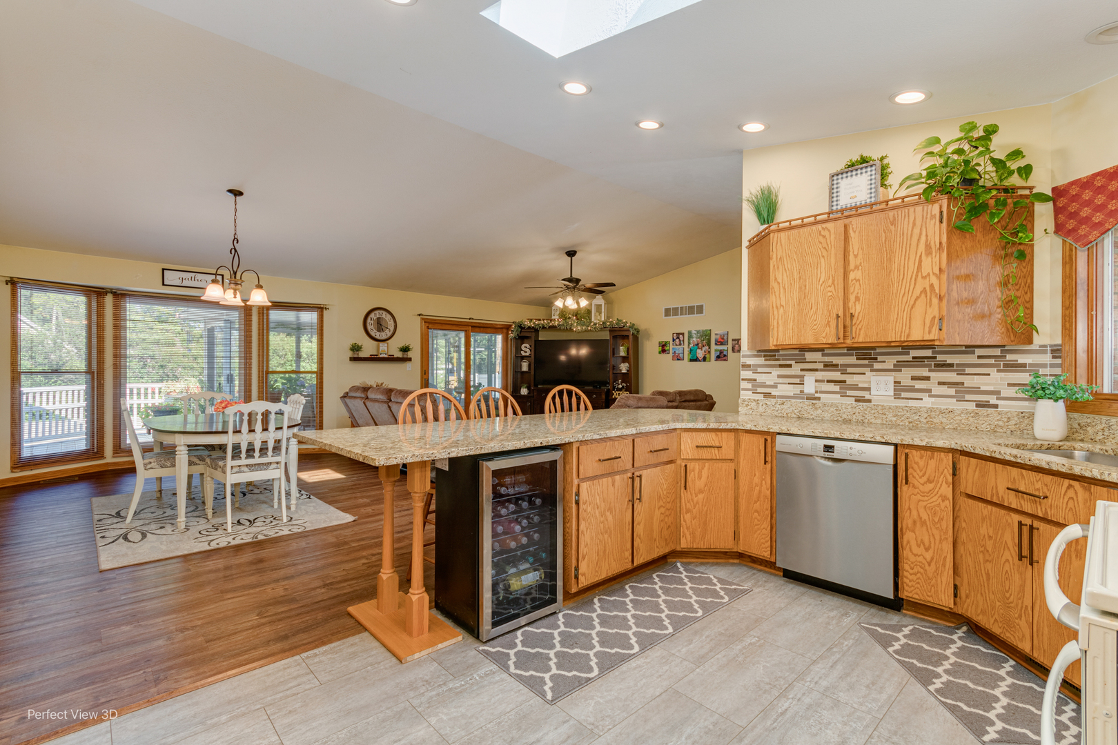 612 Center Street, Mazon, IL 60444