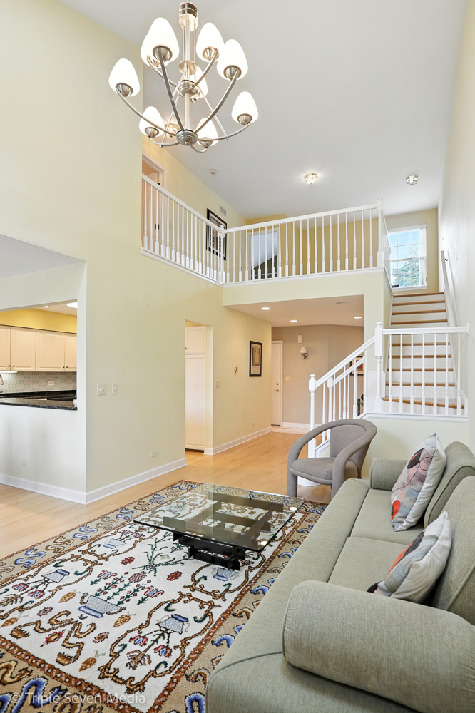 1956 N Silver Lake Road, Arlington Heights, IL 60004