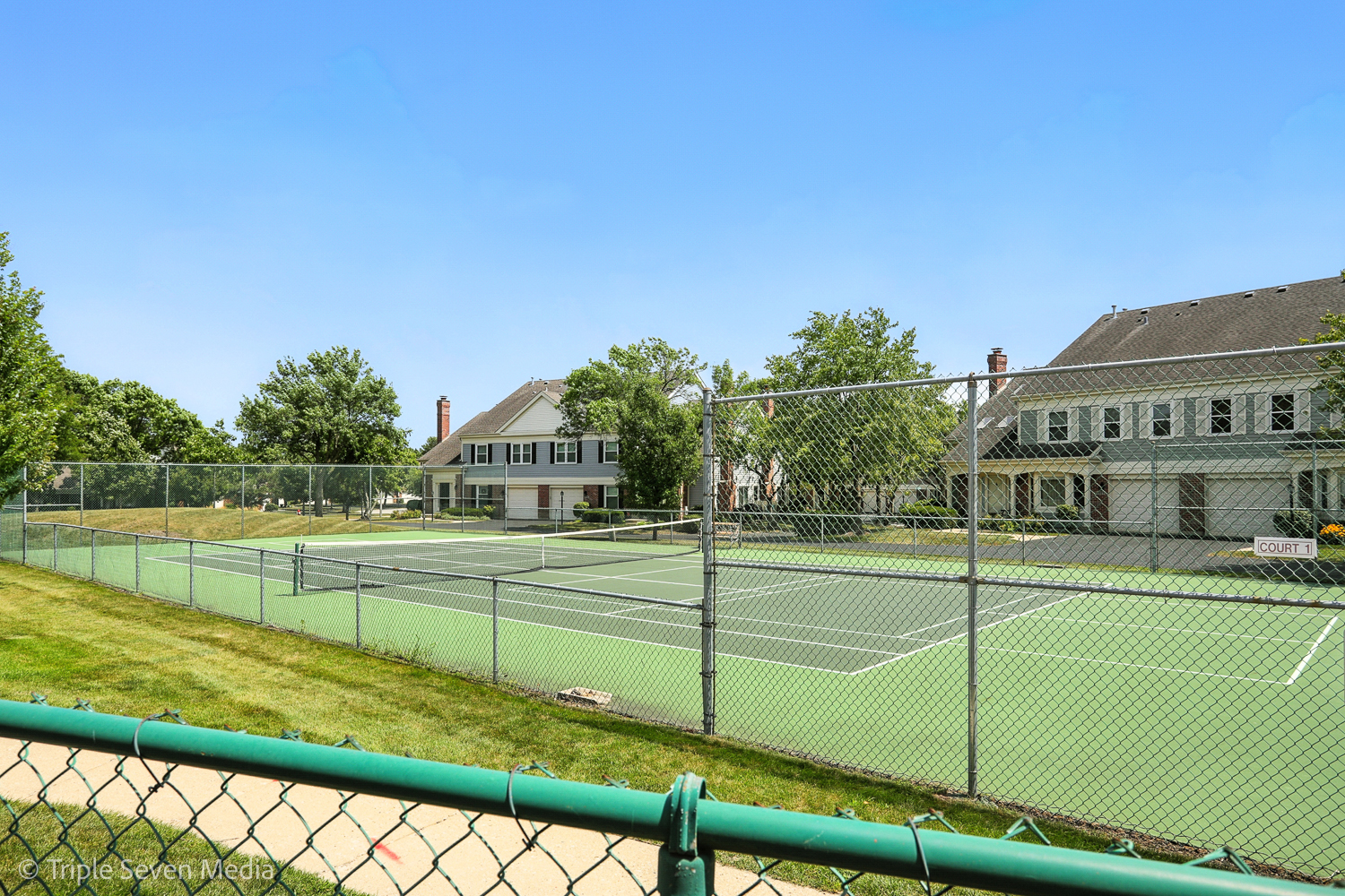1956 N Silver Lake Road, Arlington Heights, IL 60004