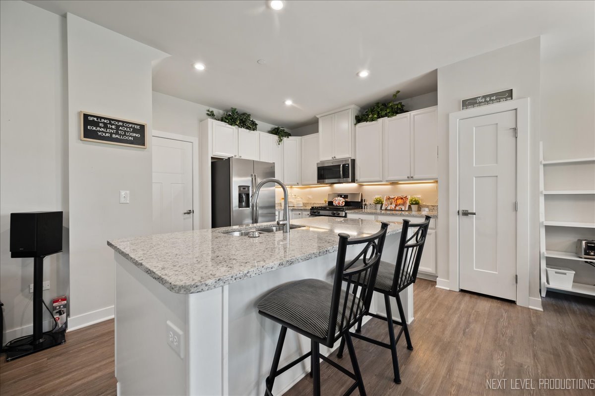 1012 Sears Circle, Elburn, IL 60119
