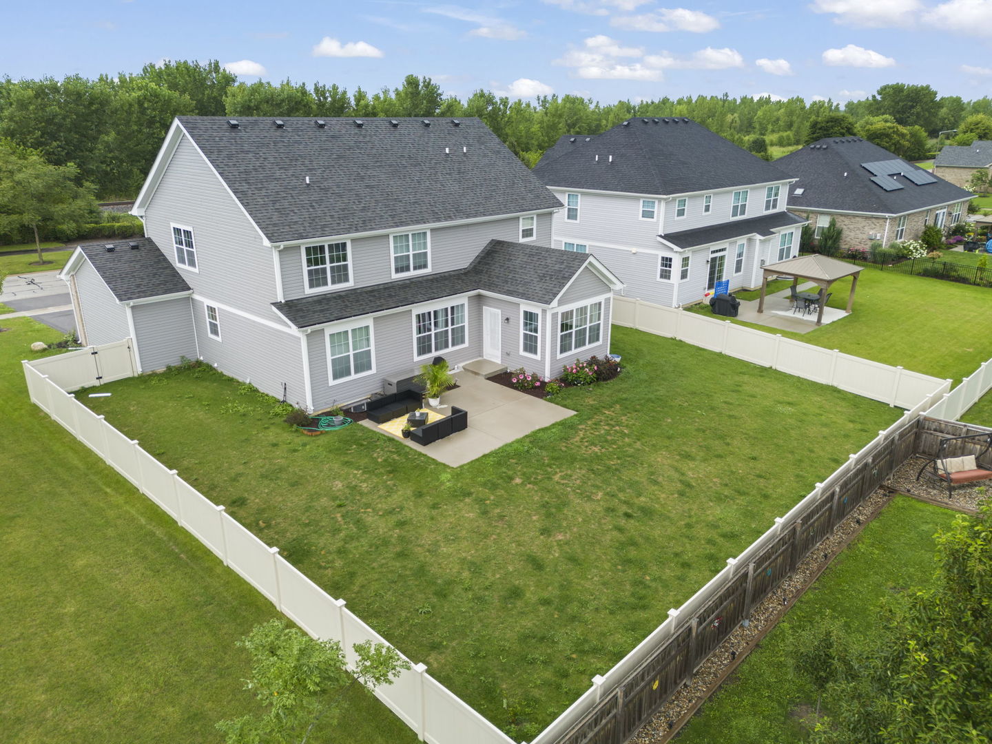 25405 W Rock Drive, Plainfield, IL 60586