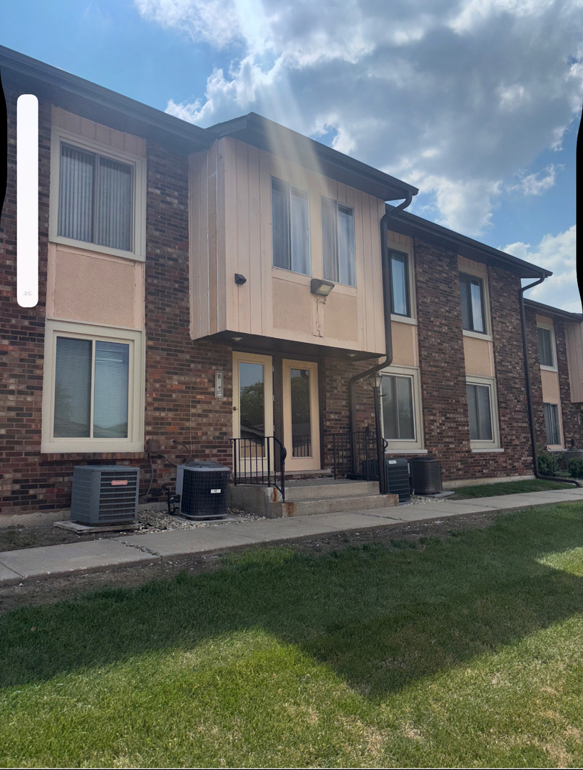 628 Glenwood Dyer Road #628, Glenwood, IL 60425