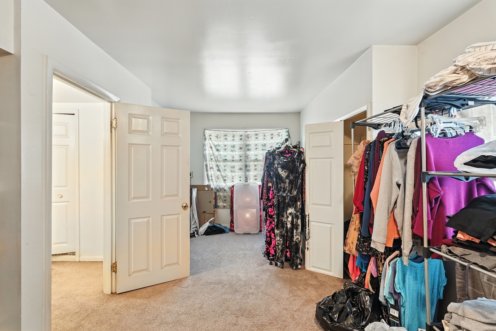 9040 W Delaware Parkway, Munster, IN 46321