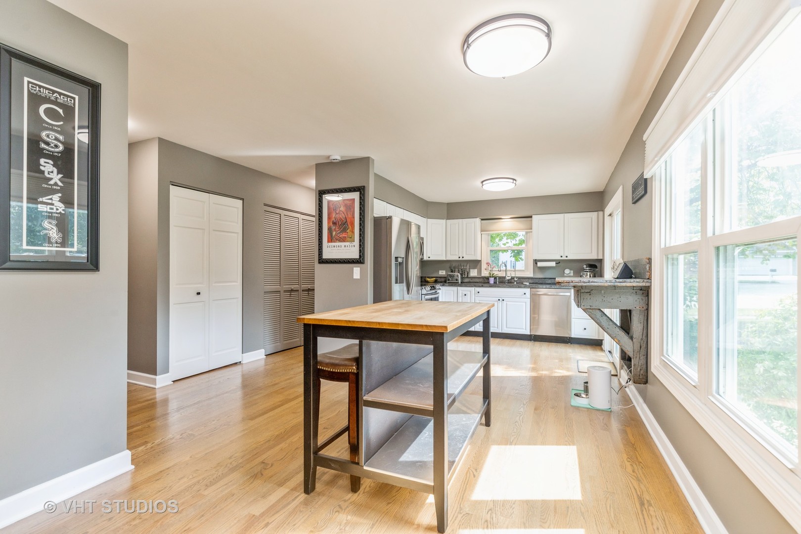 317 Old Hunt Road, Fox River Grove, IL 60021