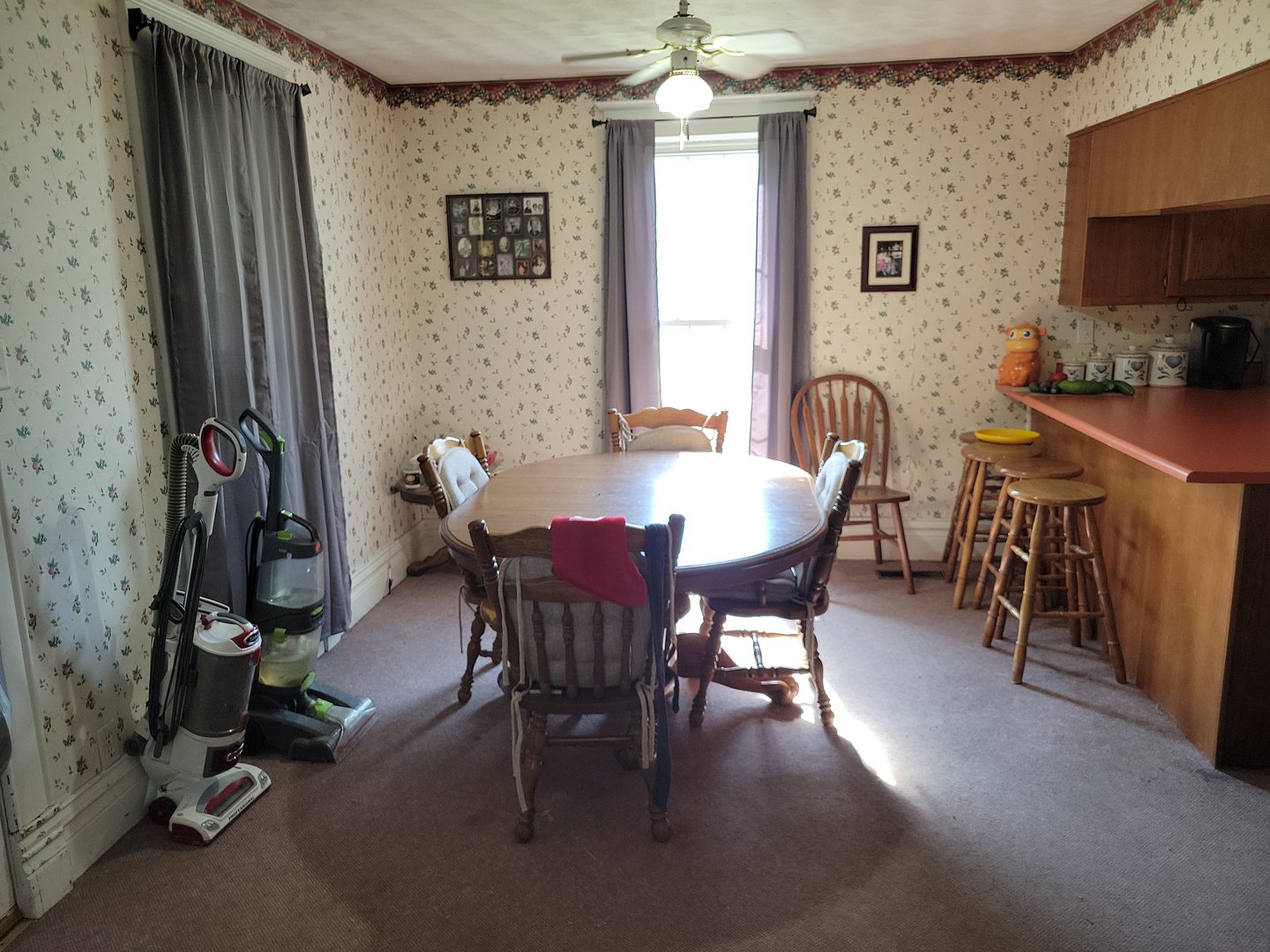 302 N Walnut Street, Wenona, IL 61377