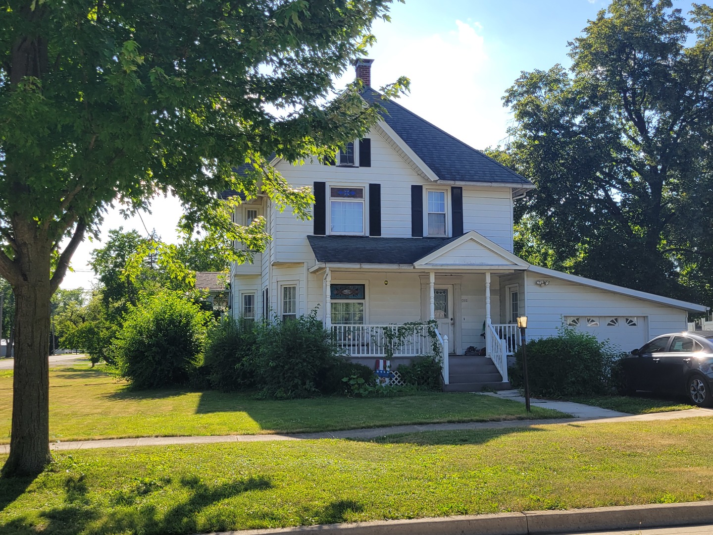 302 N Walnut Street, Wenona, IL 61377