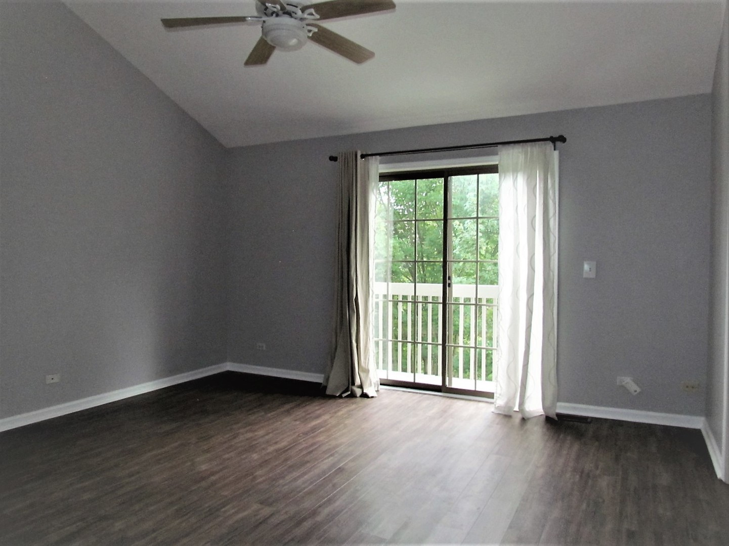 1596 N Saint Marks Place #1596, Palatine, IL 60067