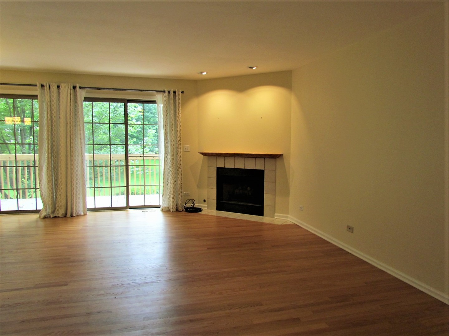1596 N Saint Marks Place #1596, Palatine, IL 60067