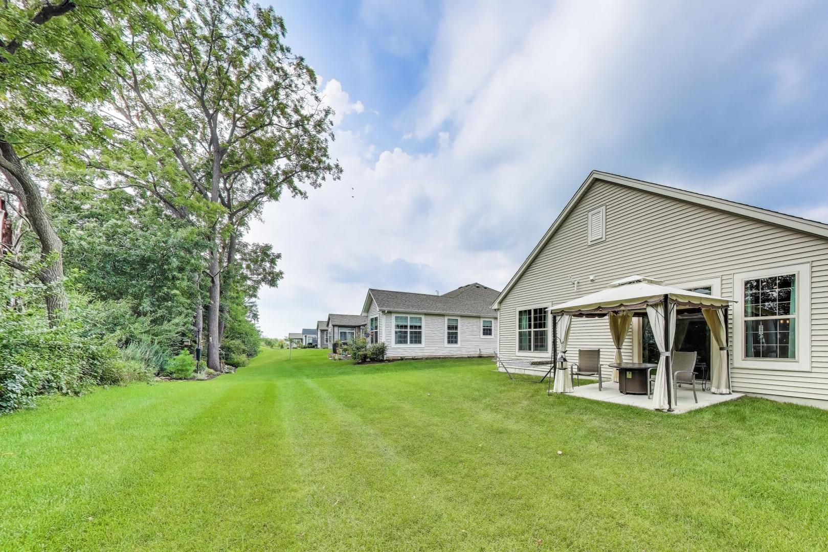 1101 Black Cherry Drive, Crystal Lake, IL 60012
