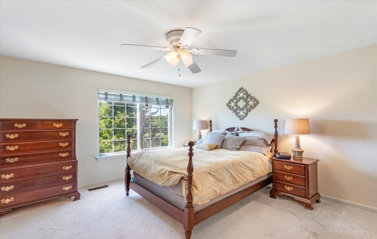 265 Birch Lane, St. Charles, IL 60175