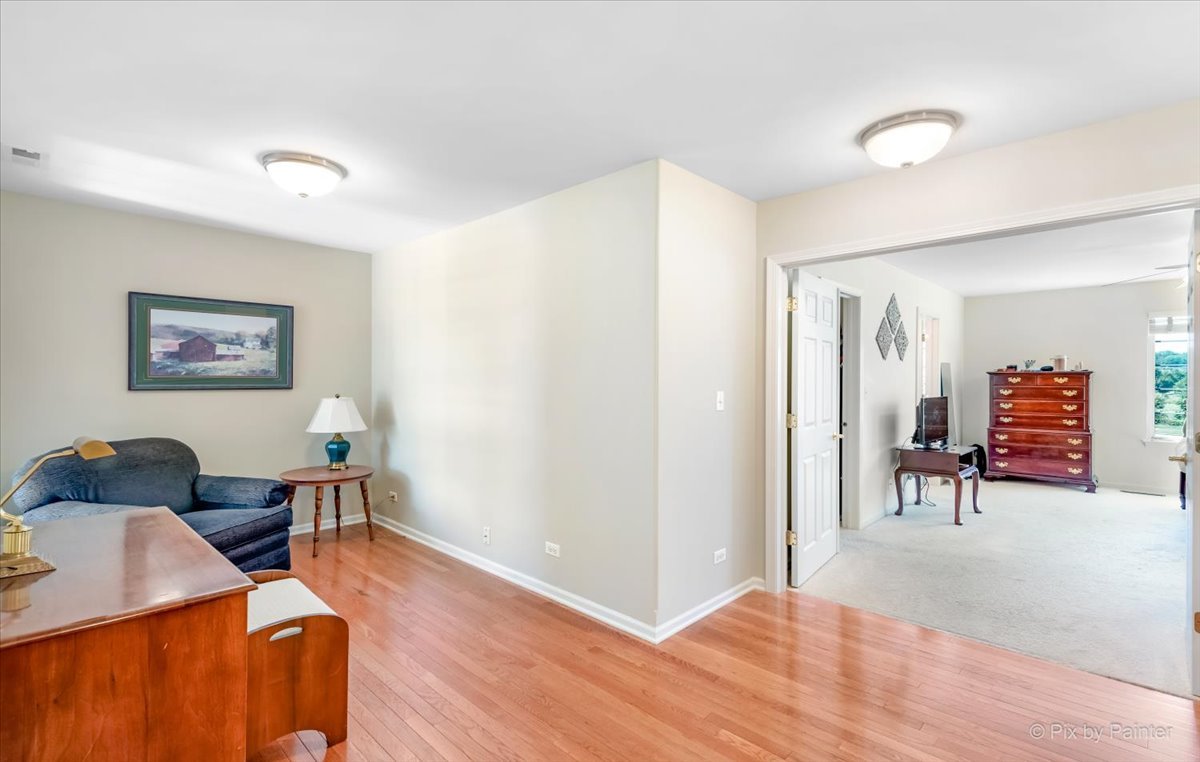 265 Birch Lane, St. Charles, IL 60175