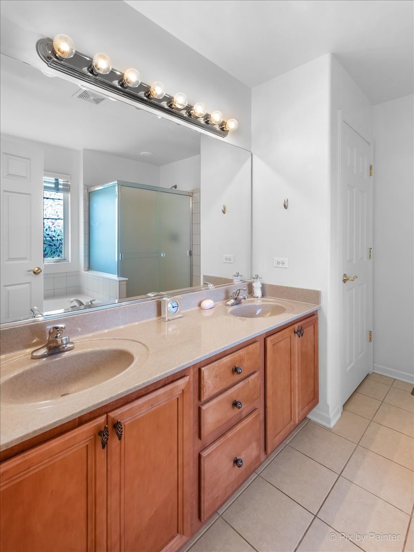 265 Birch Lane, St. Charles, IL 60175