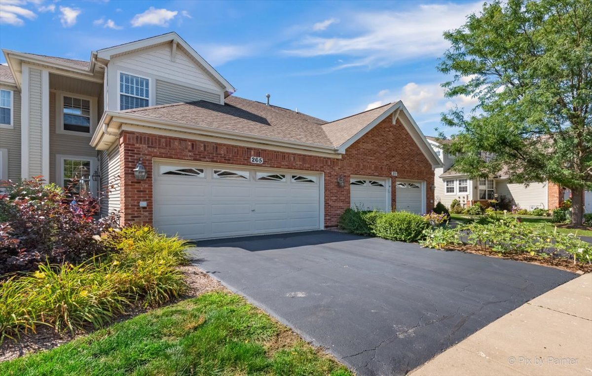 265 Birch Lane, St. Charles, IL 60175