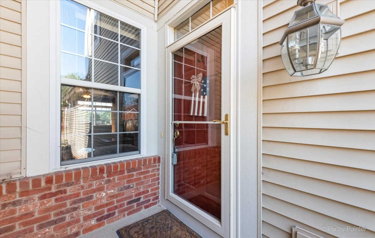 265 Birch Lane, St. Charles, IL 60175