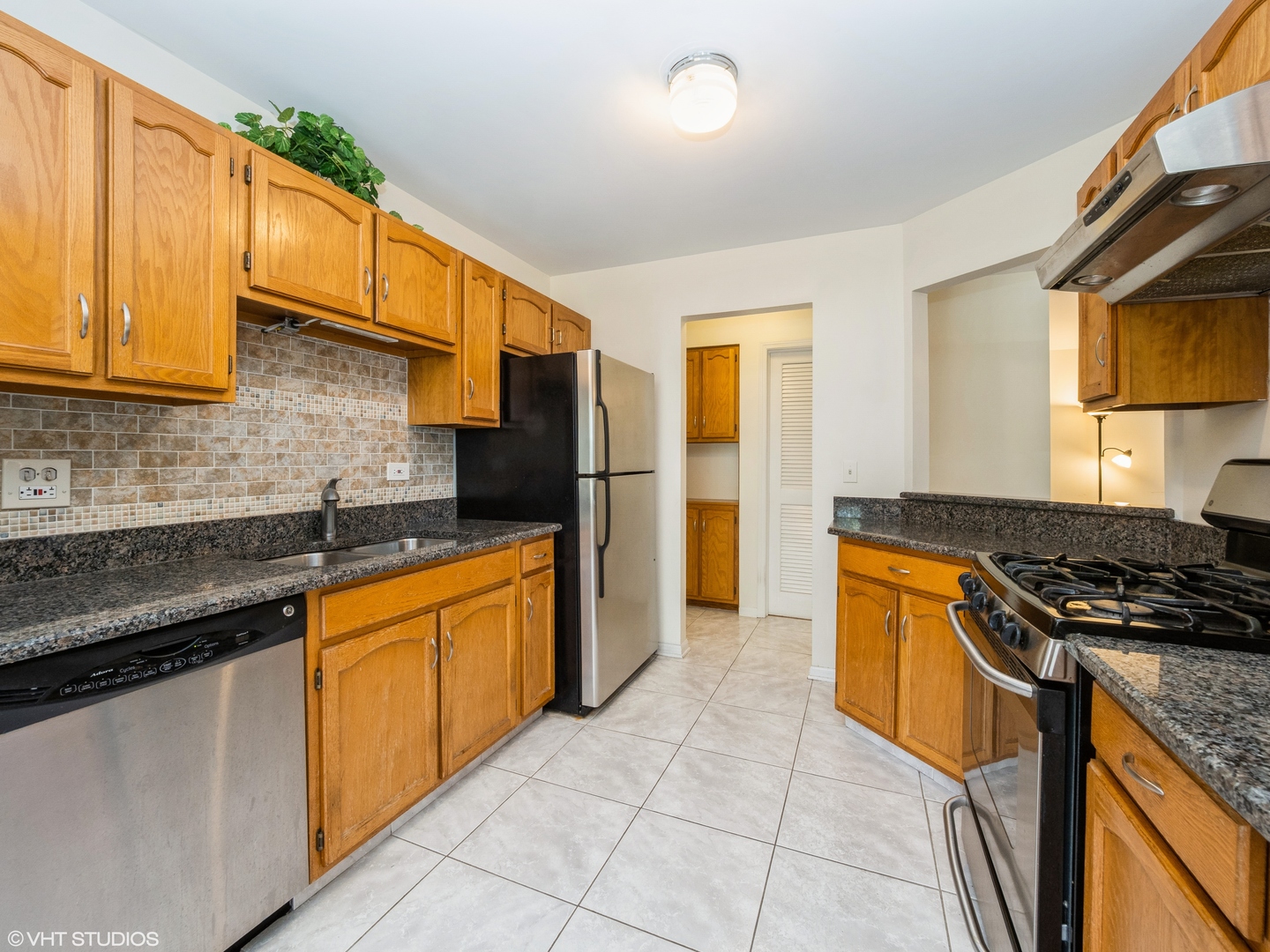 1810 Fox Run Drive #C, Elk Grove Village, IL 60007