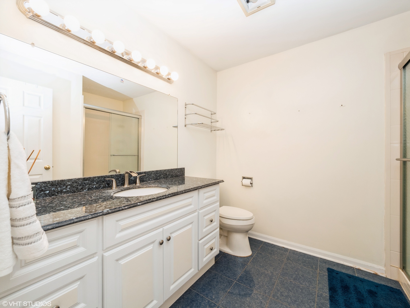 1810 Fox Run Drive #C, Elk Grove Village, IL 60007
