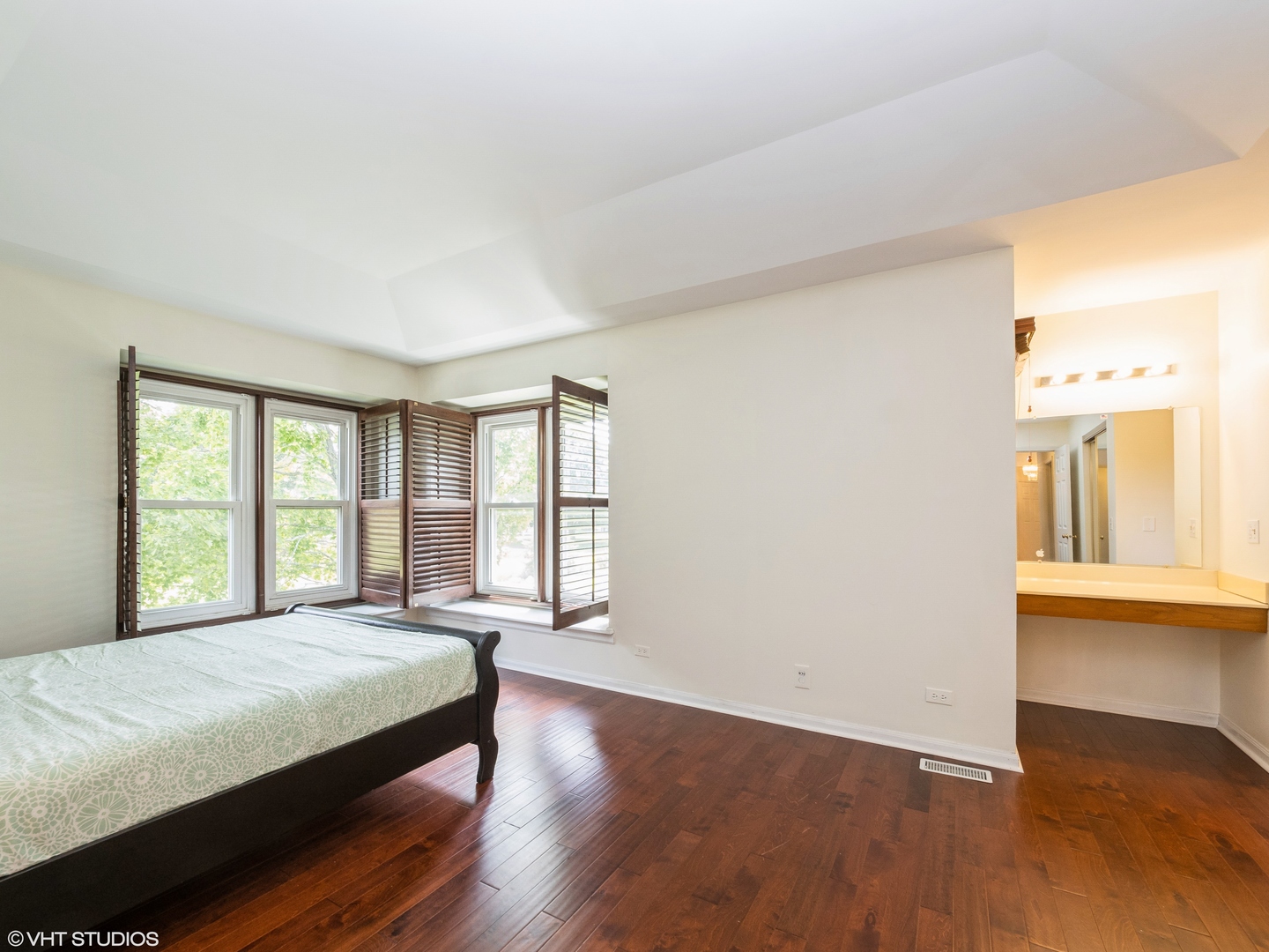 1810 Fox Run Drive #C, Elk Grove Village, IL 60007