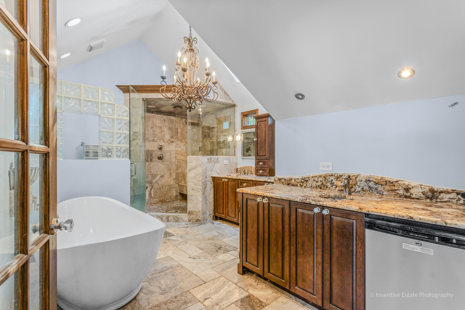 710 Alexandria Drive, Naperville, IL 60565