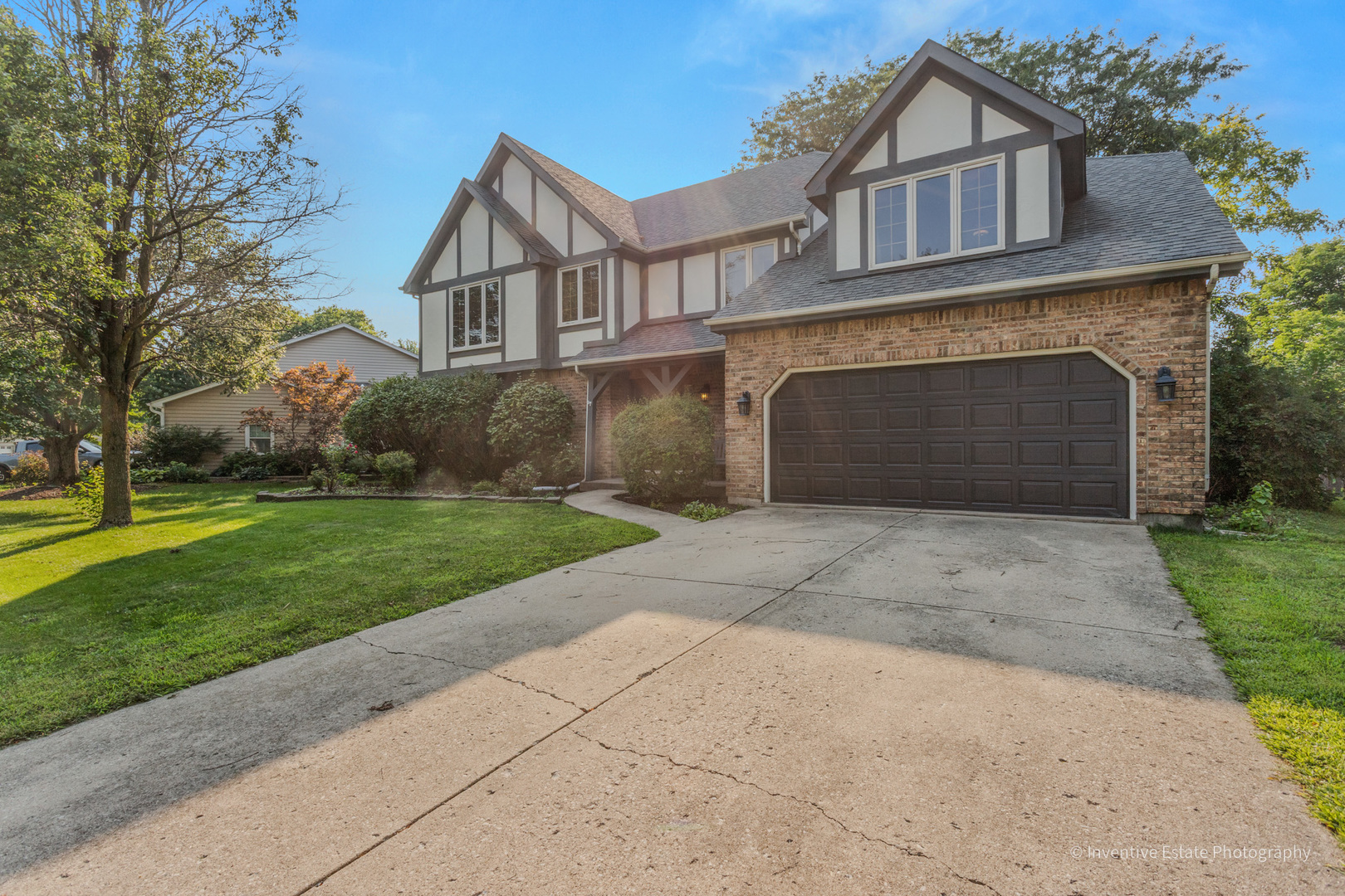 710 Alexandria Drive, Naperville, IL 60565