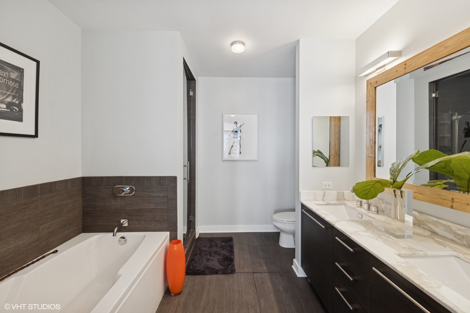 225 N Columbus Drive #6001, Chicago, IL 60601