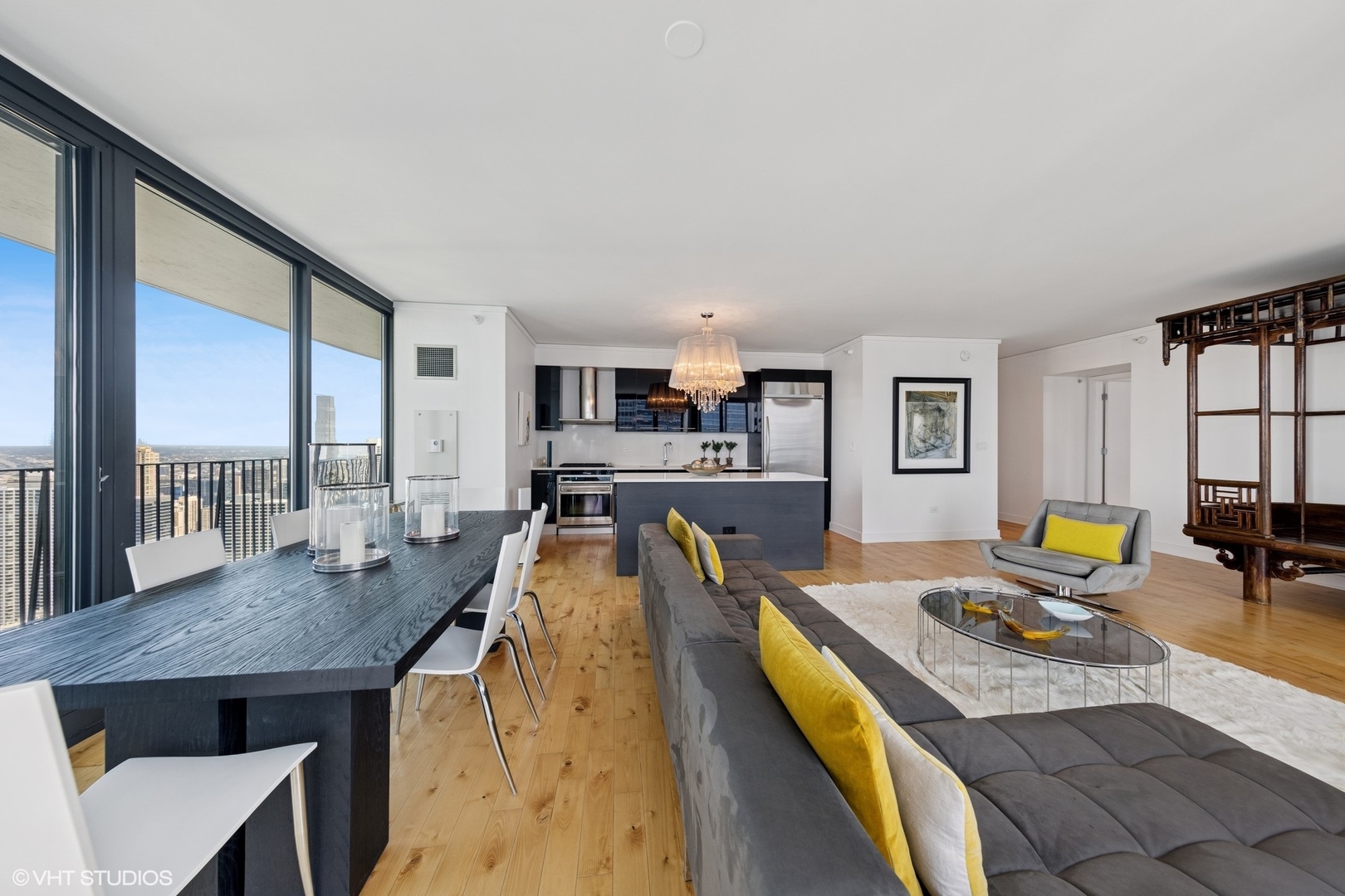 225 N Columbus Drive #6001, Chicago, IL 60601
