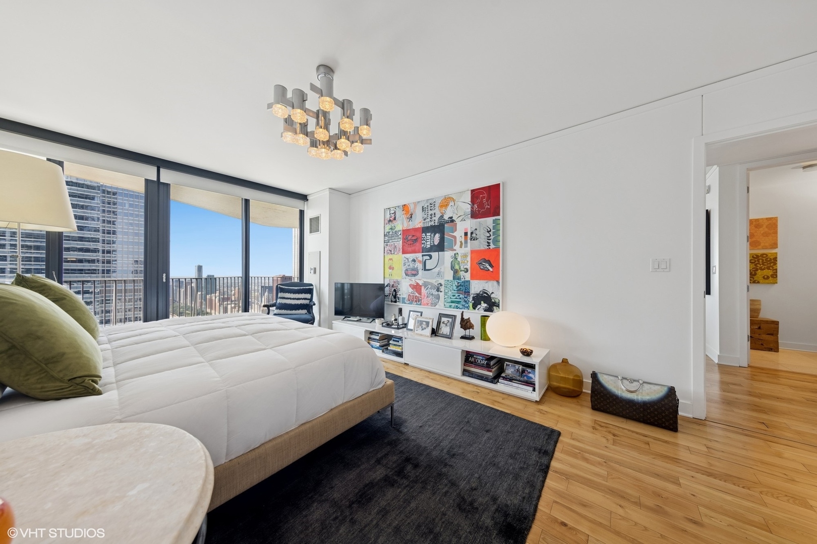 225 N Columbus Drive #6001, Chicago, IL 60601