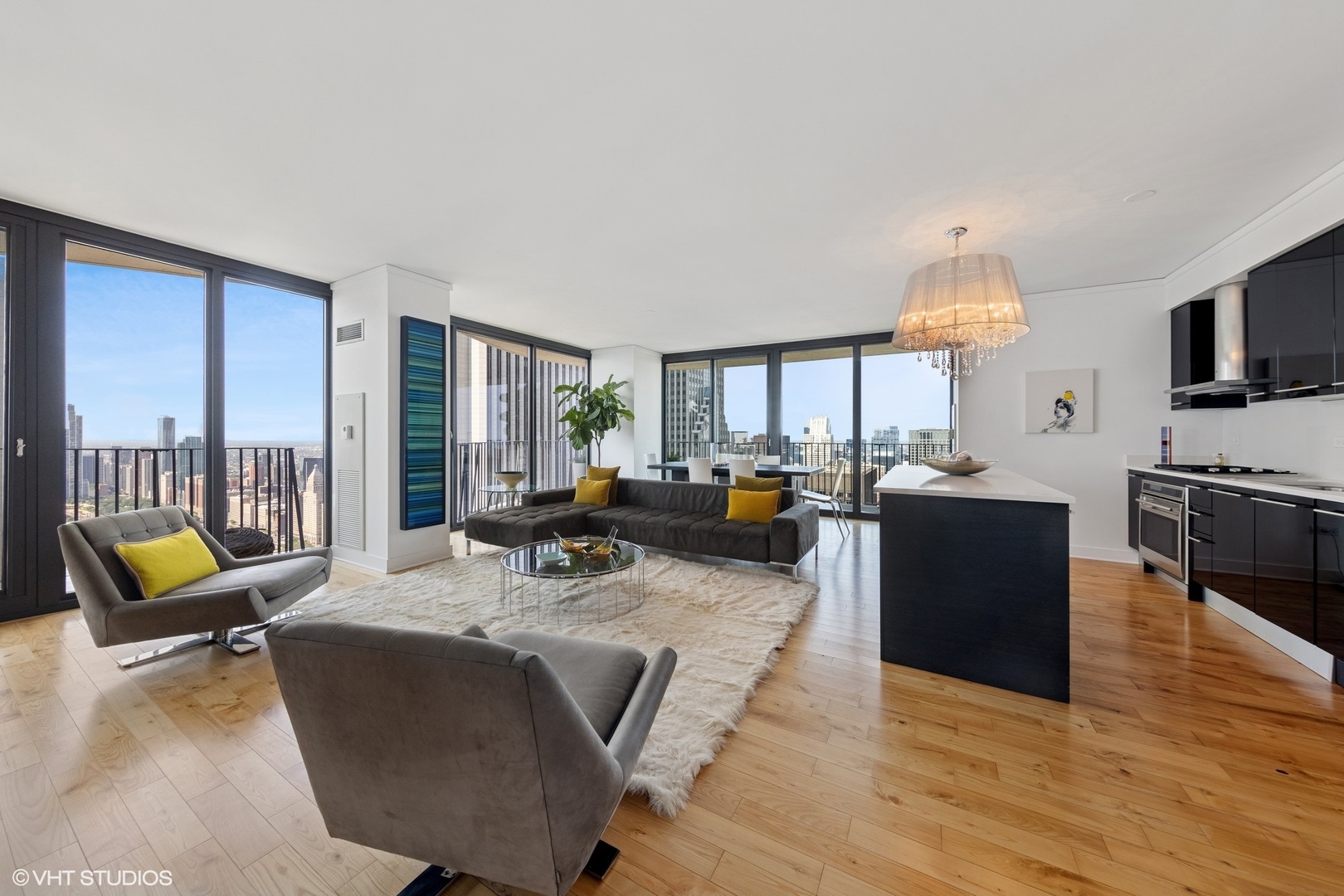 225 N Columbus Drive #6001, Chicago, IL 60601