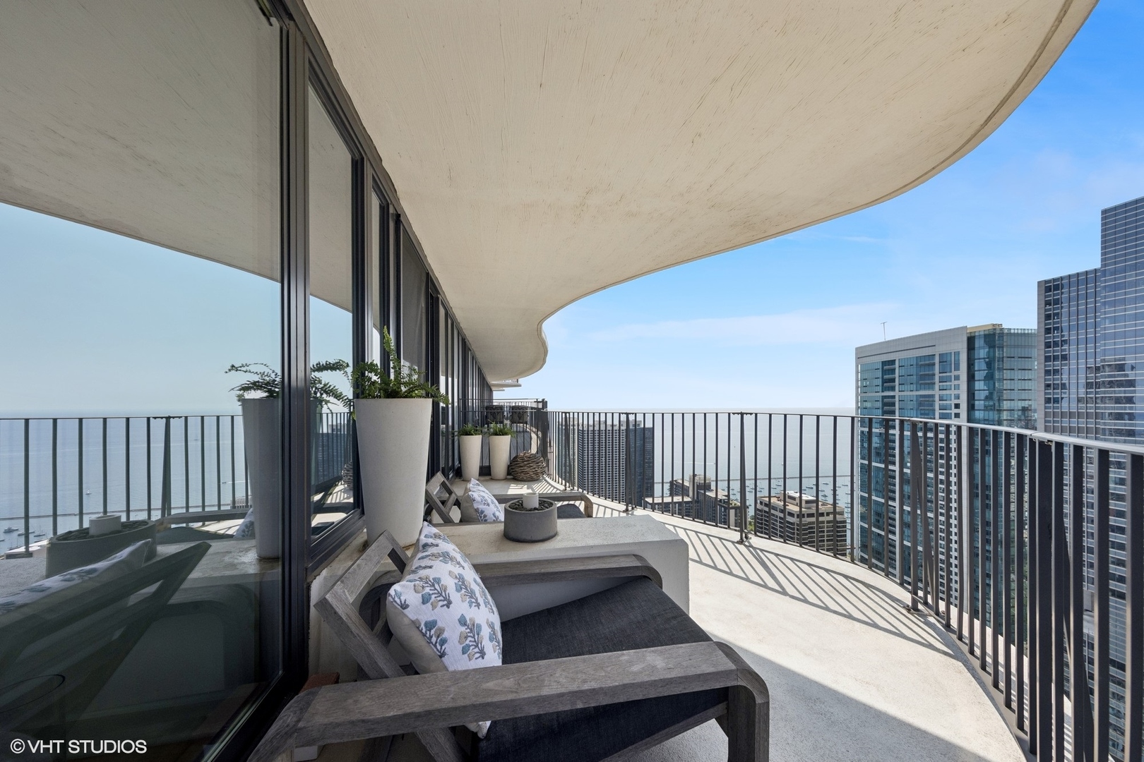 225 N Columbus Drive #6001, Chicago, IL 60601