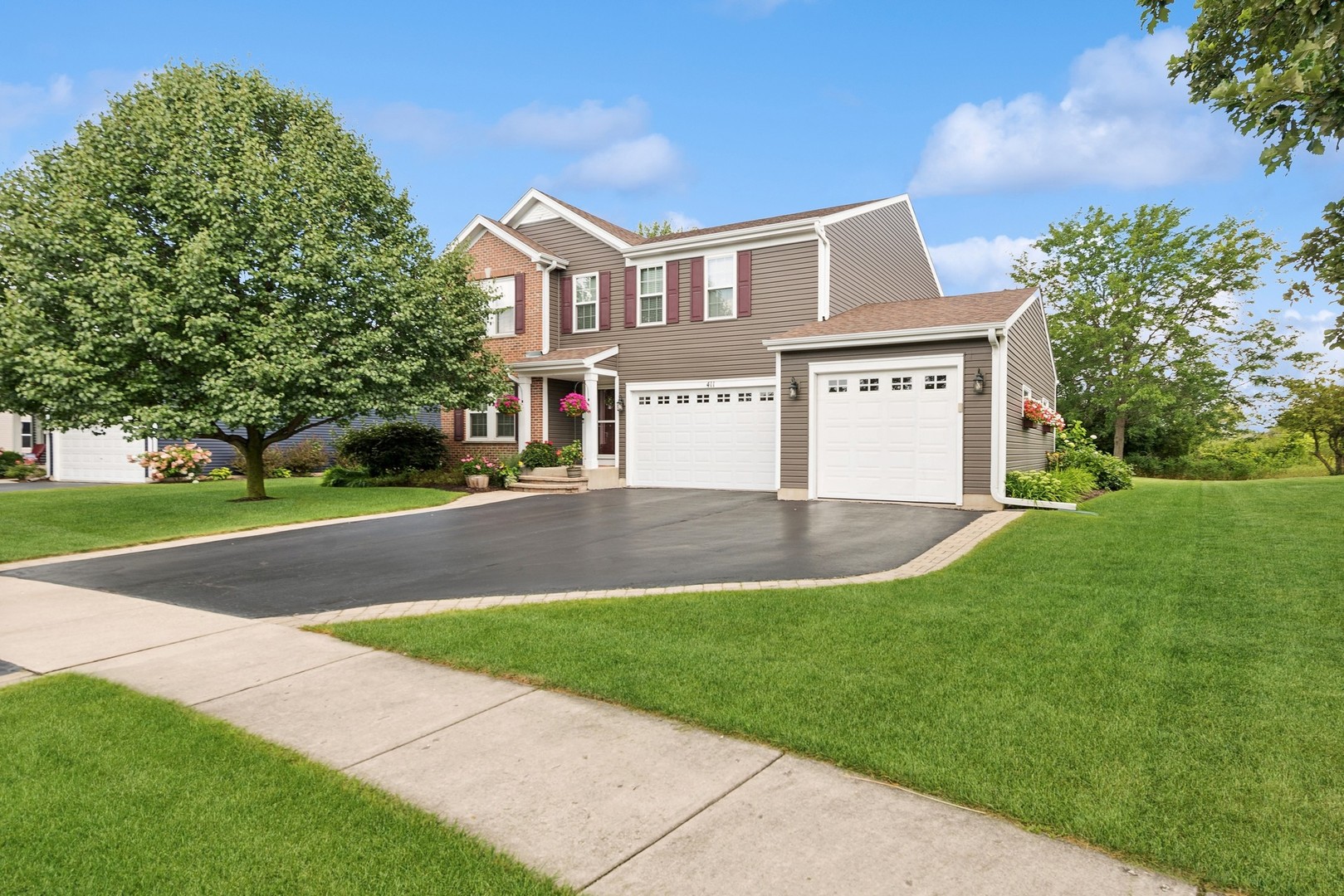 411 Hubbard Lane, Lake Villa, IL 60046