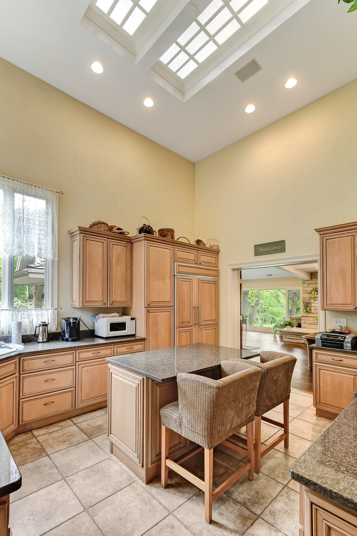 3500 Spring Road, Oak Brook, IL 60523