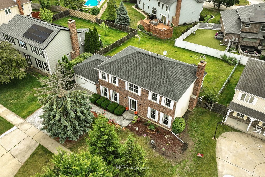 3835 Huntington Boulevard, Hoffman Estates, IL 60192