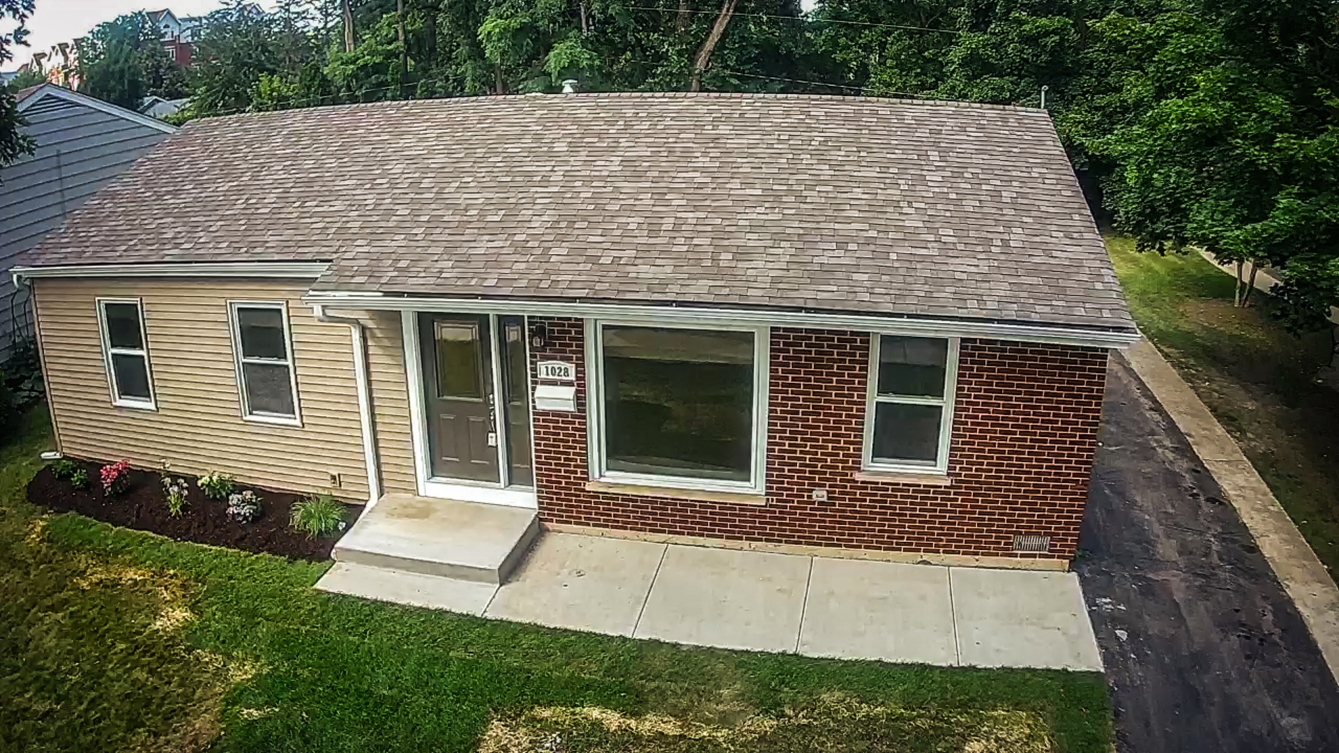 1028 Valley Stream Drive, Wheeling, IL 60090