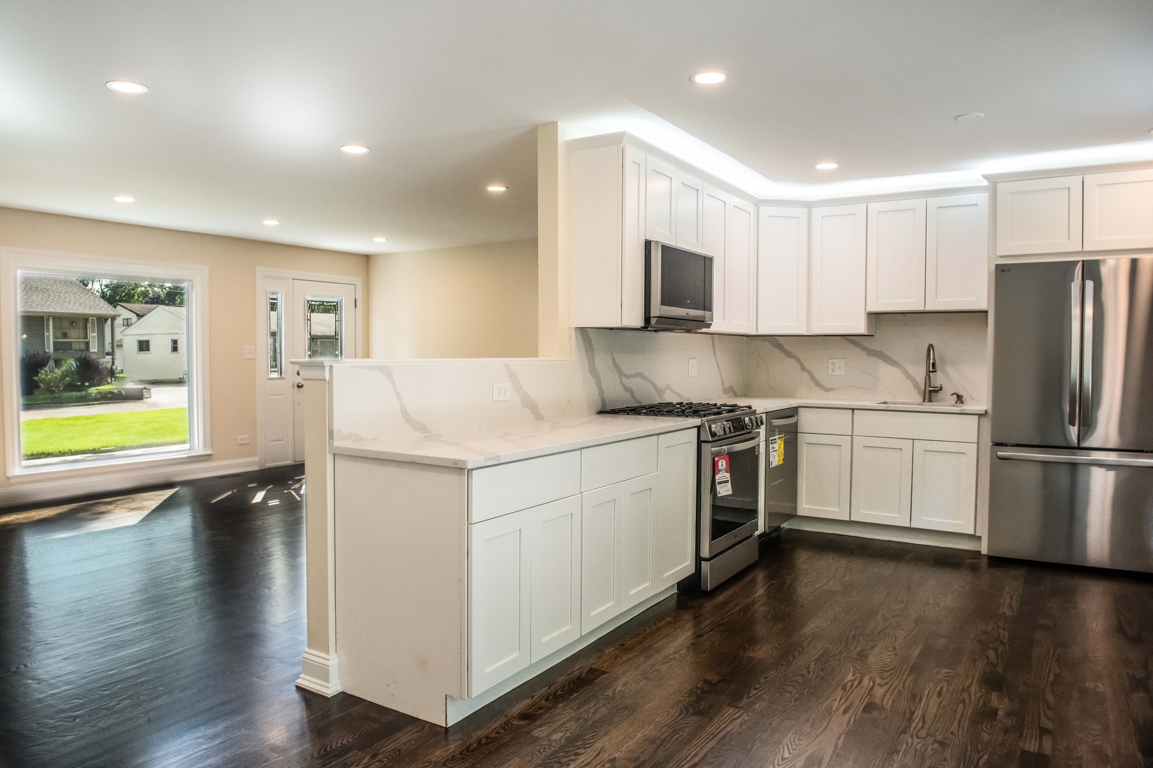 1028 Valley Stream Drive, Wheeling, IL 60090