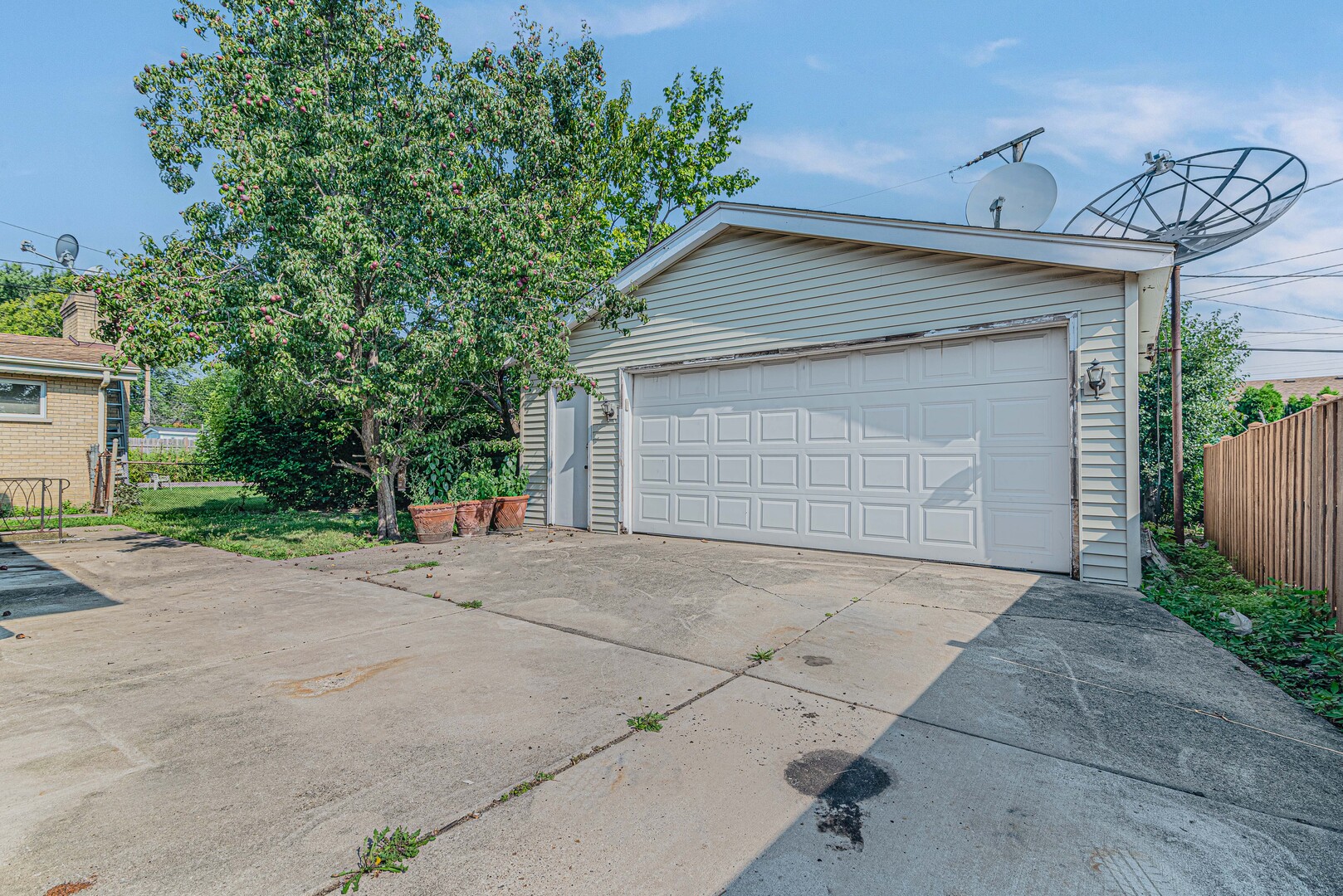 7846 Maple Street, Morton Grove, IL 60053