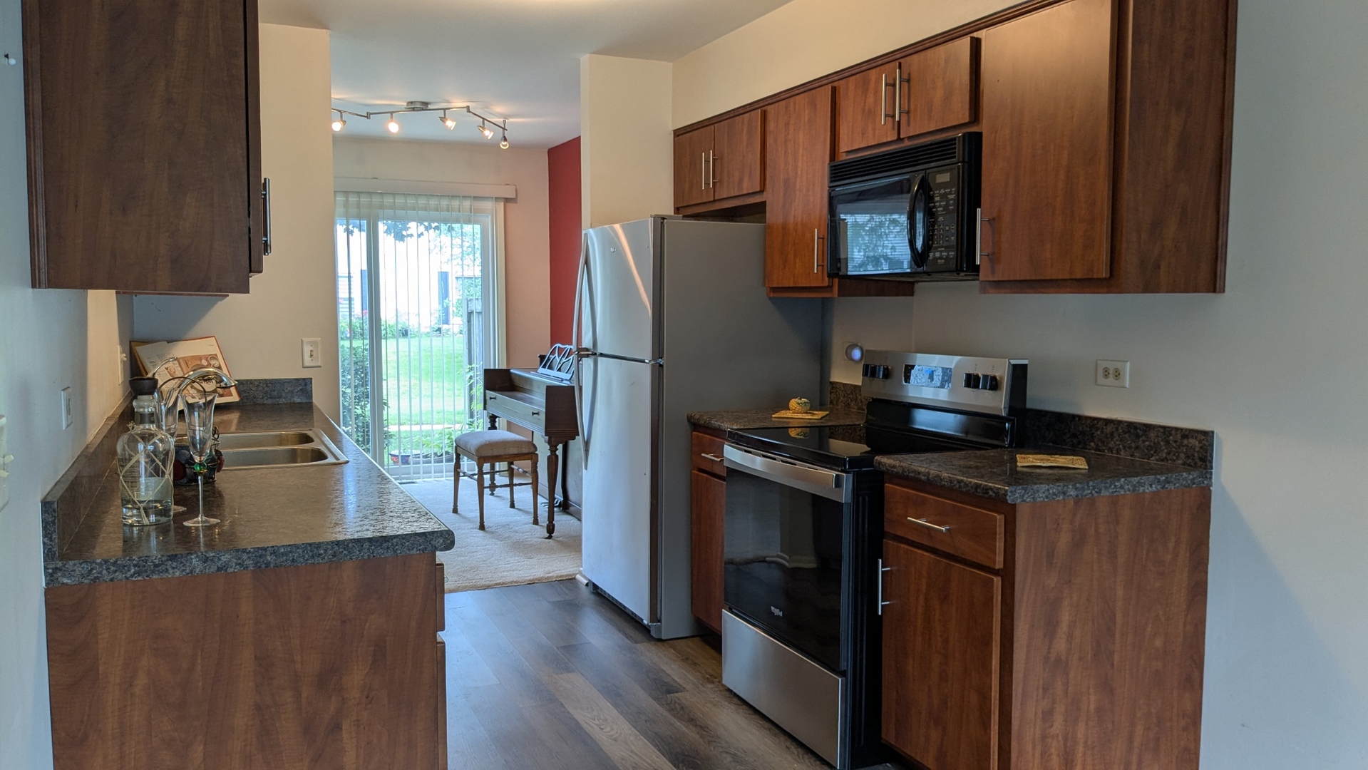 1991 N Williamsburg Drive, Palatine, IL 60074