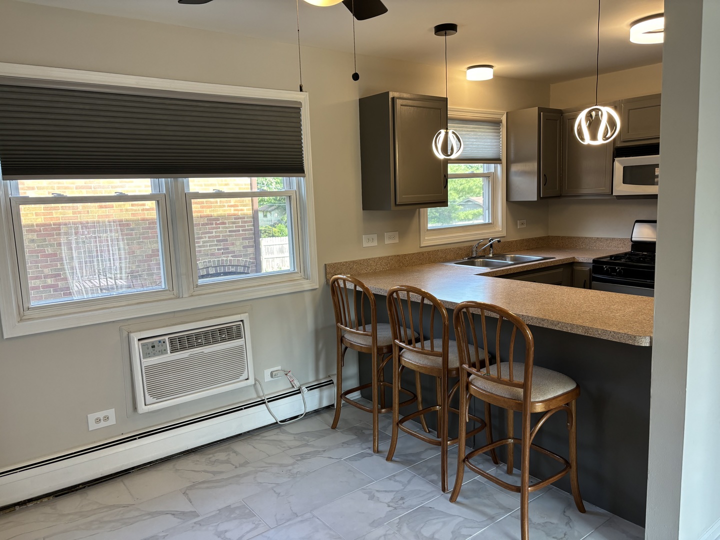 4545 Prescott Avenue #206, Lyons, IL 60534