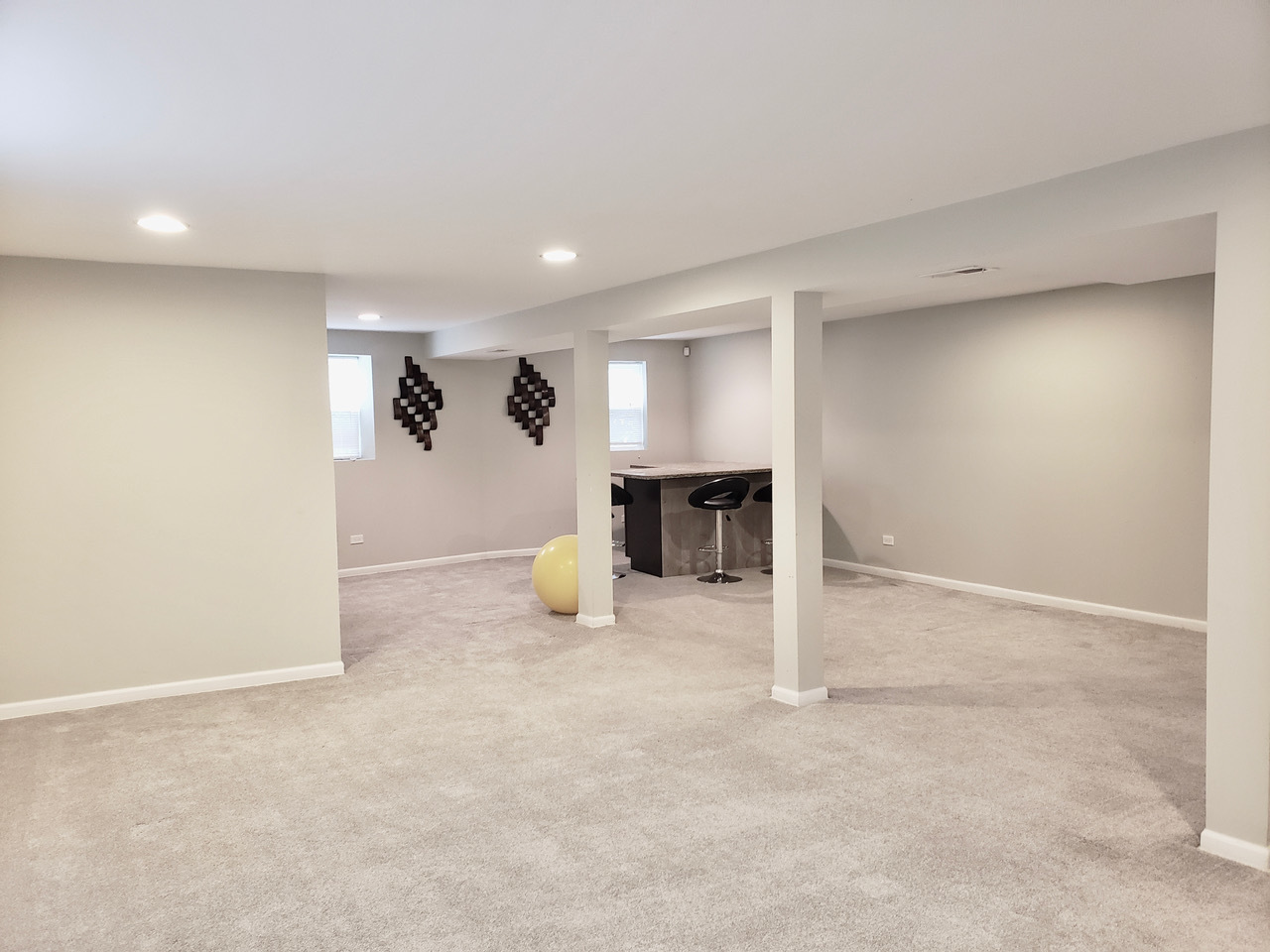 2402 Clinton Avenue, Berwyn, IL 60402