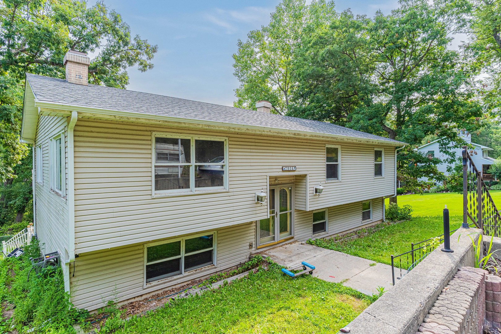 7806 Wooded Shore Drive, Wonder Lake, IL 60097