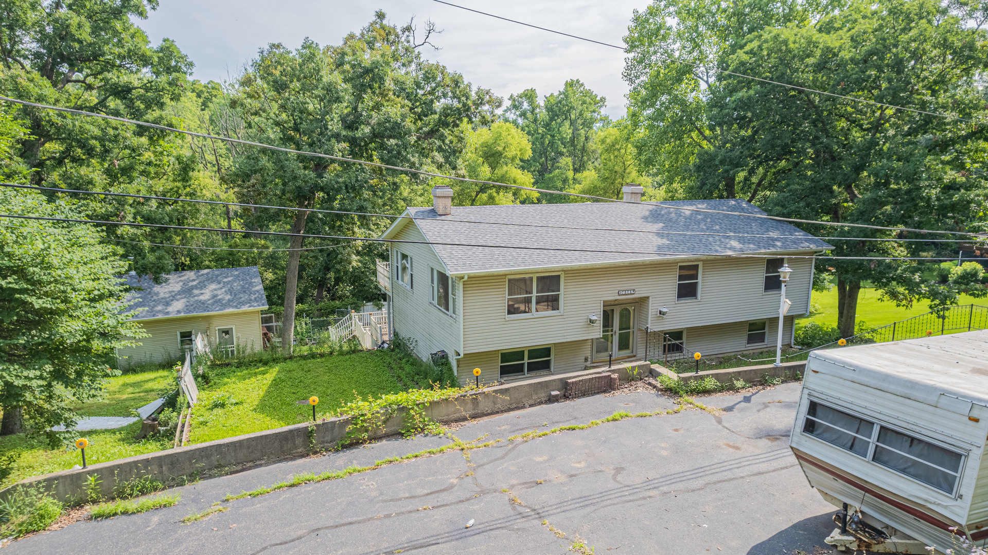 7806 Wooded Shore Drive, Wonder Lake, IL 60097