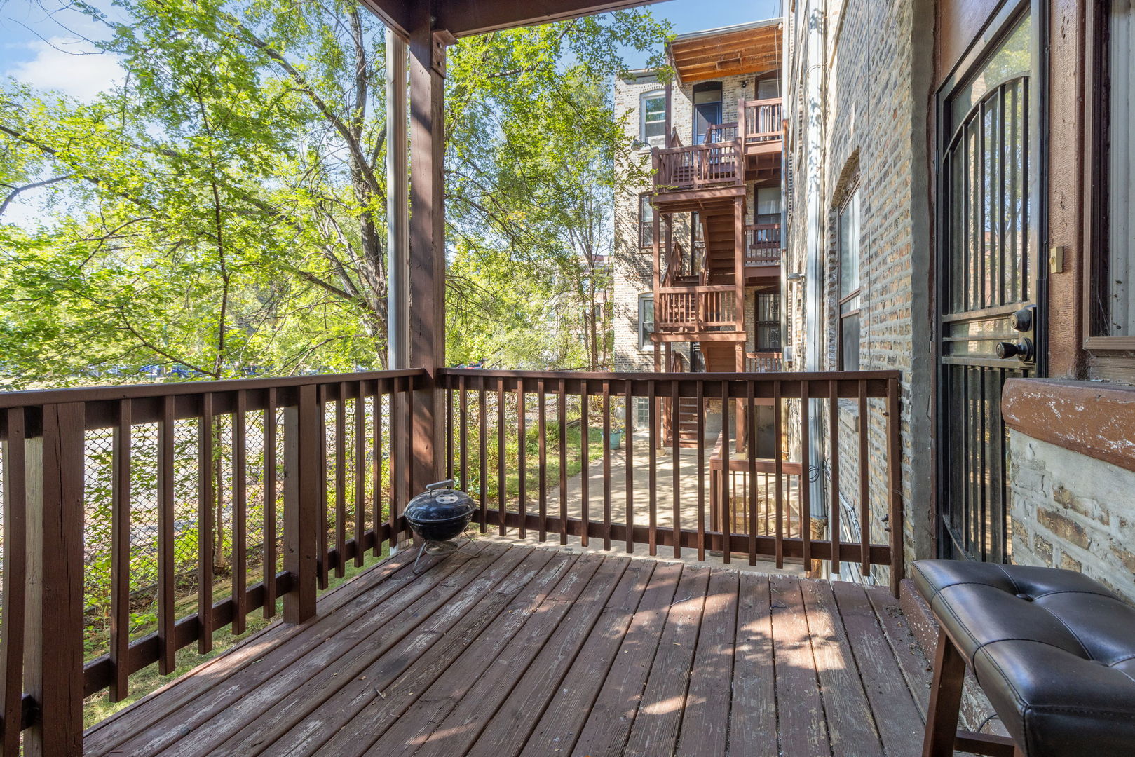 953 E 61st Street #1E, Chicago, IL 60637