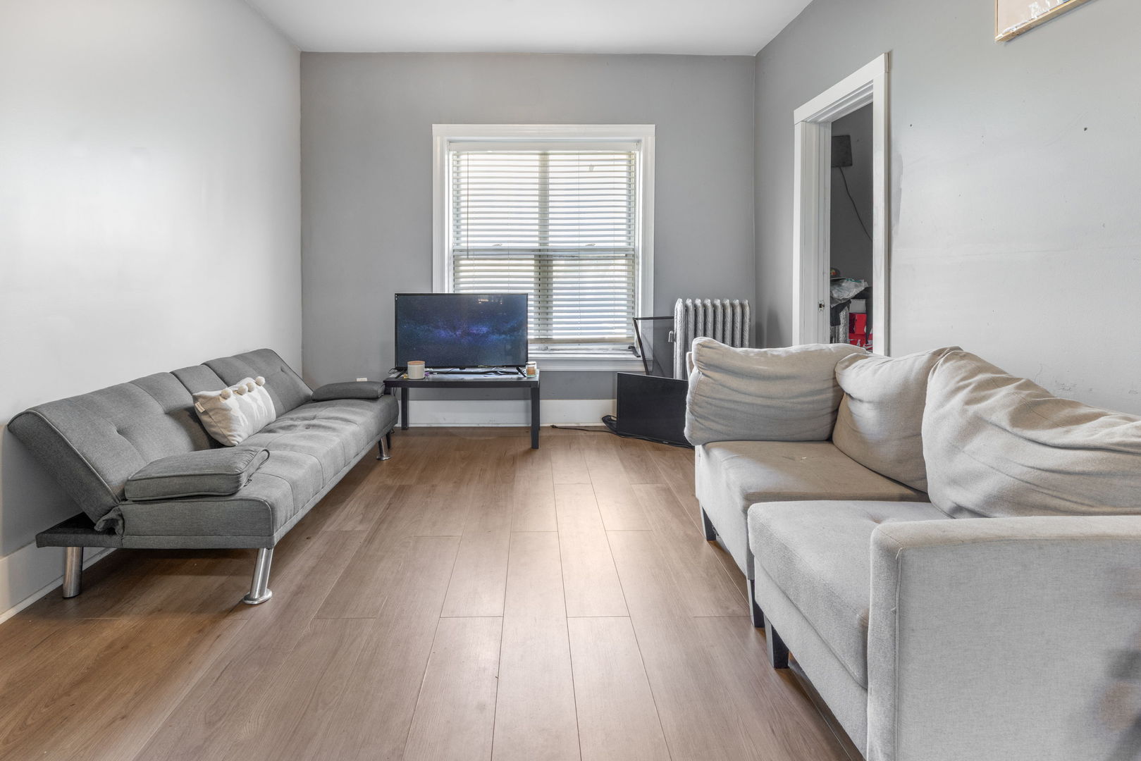 953 E 61st Street #1E, Chicago, IL 60637