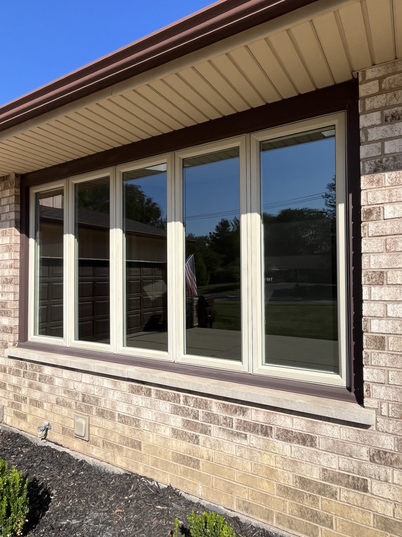 267 Center Road, Frankfort, IL 60423