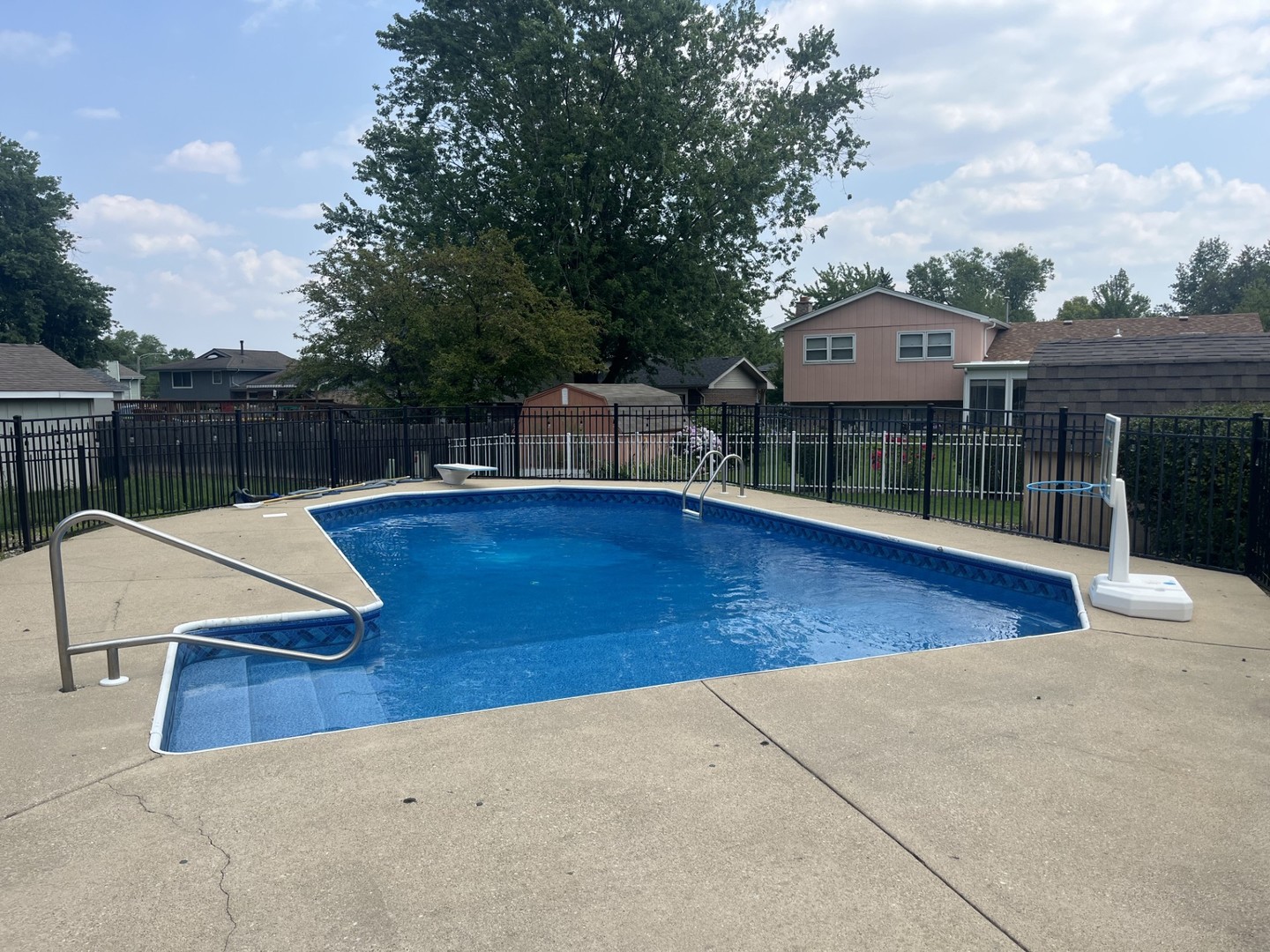 267 Center Road, Frankfort, IL 60423