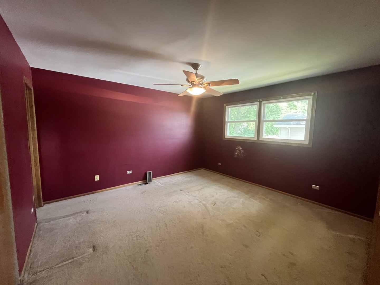267 Center Road, Frankfort, IL 60423