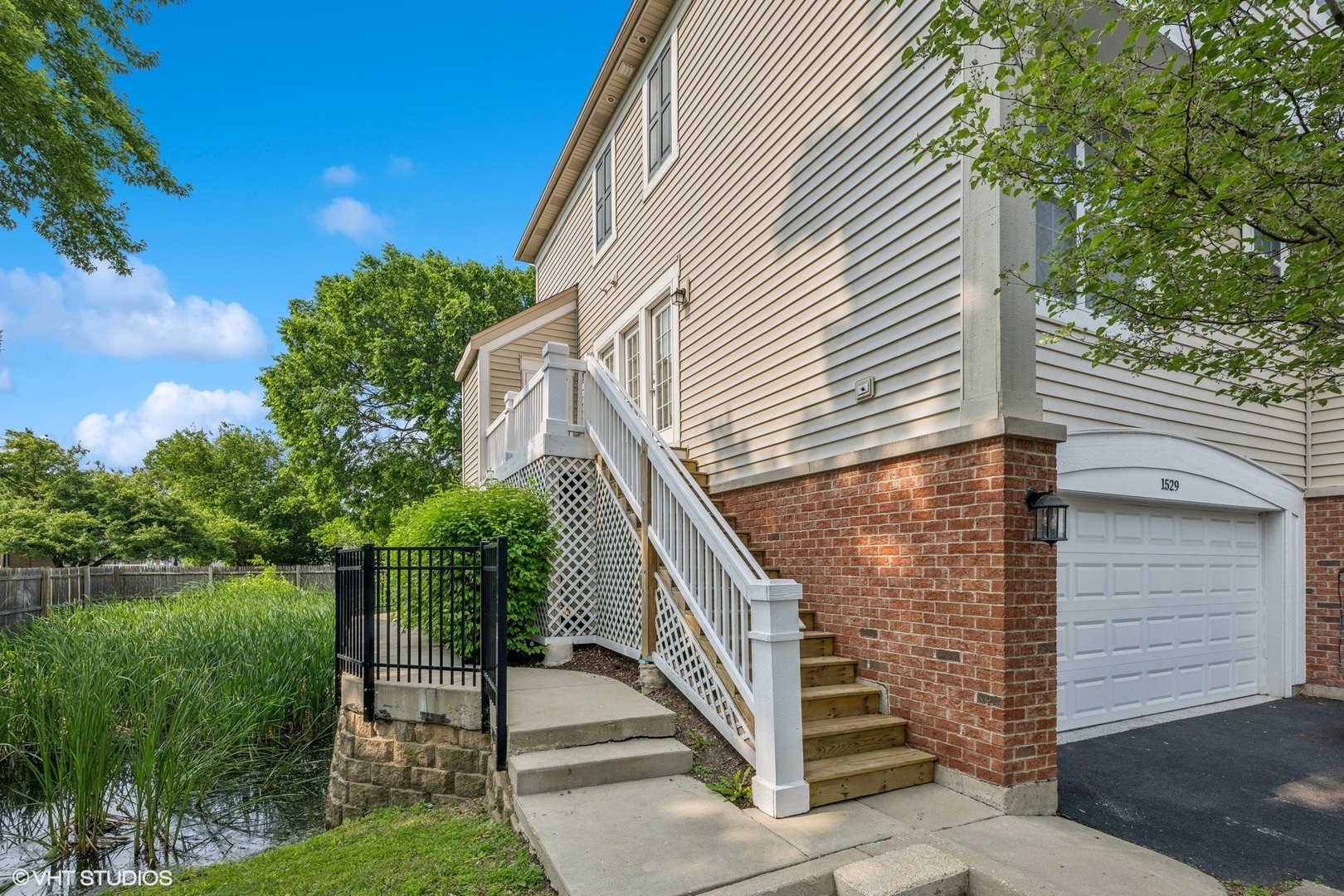 1529 E Arbor Lane, Arlington Heights, IL 60004
