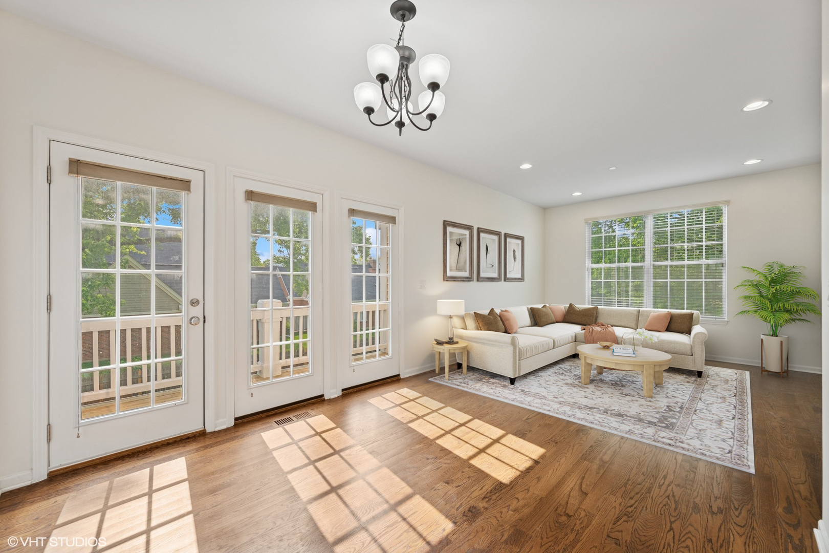 1529 E Arbor Lane, Arlington Heights, IL 60004