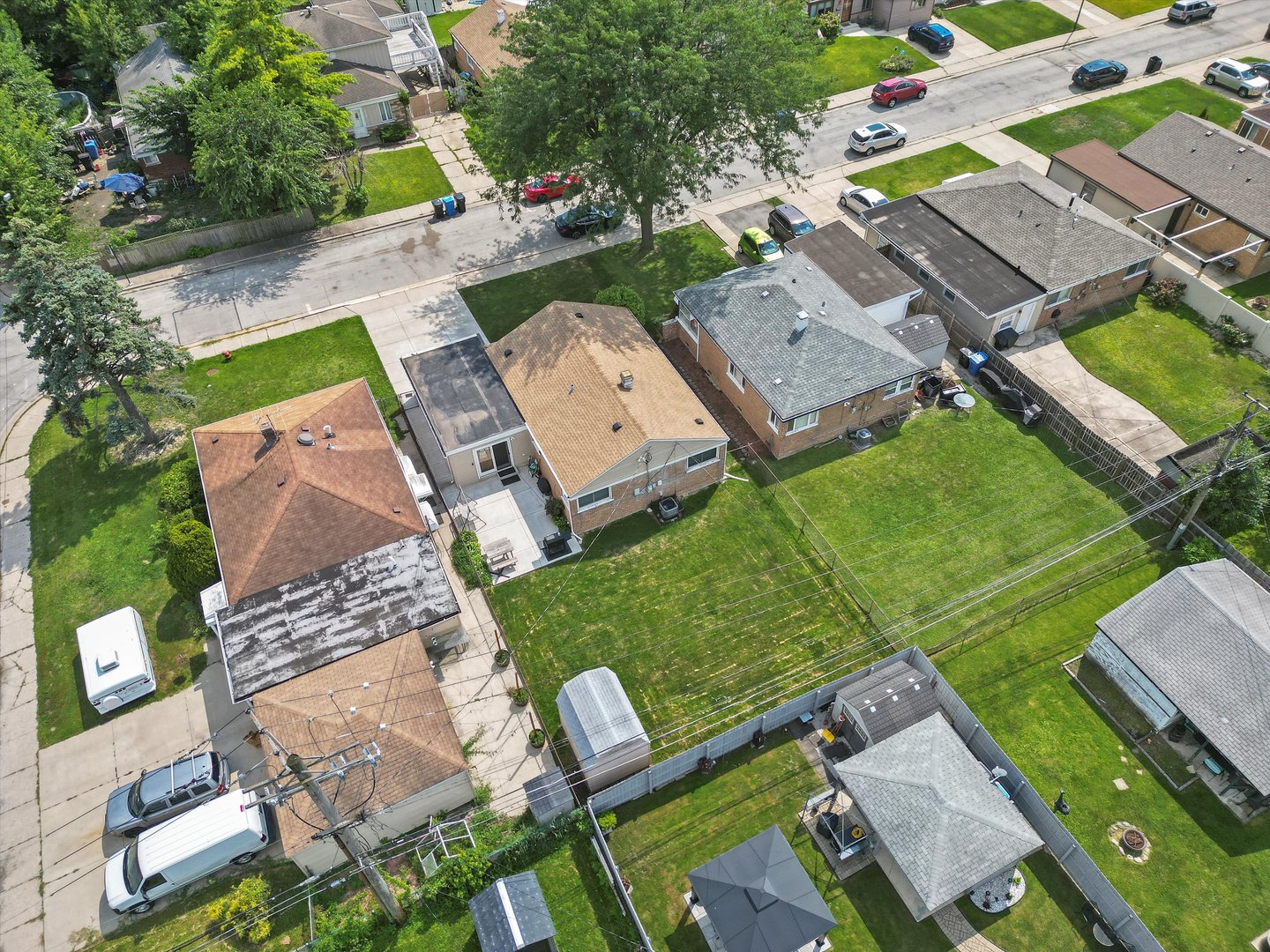 4706 W 82nd Place, Chicago, IL 60652